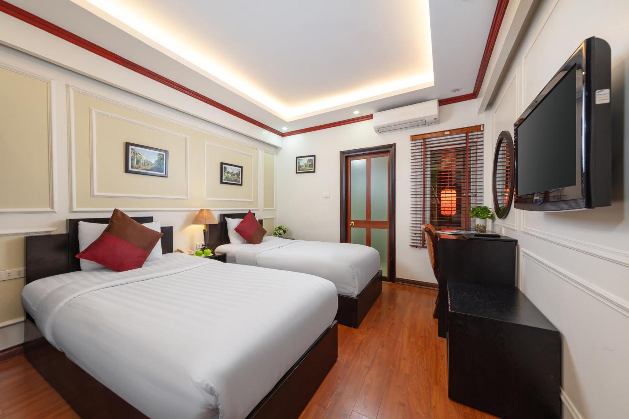 होटल Viet Boutique & Travel 4*